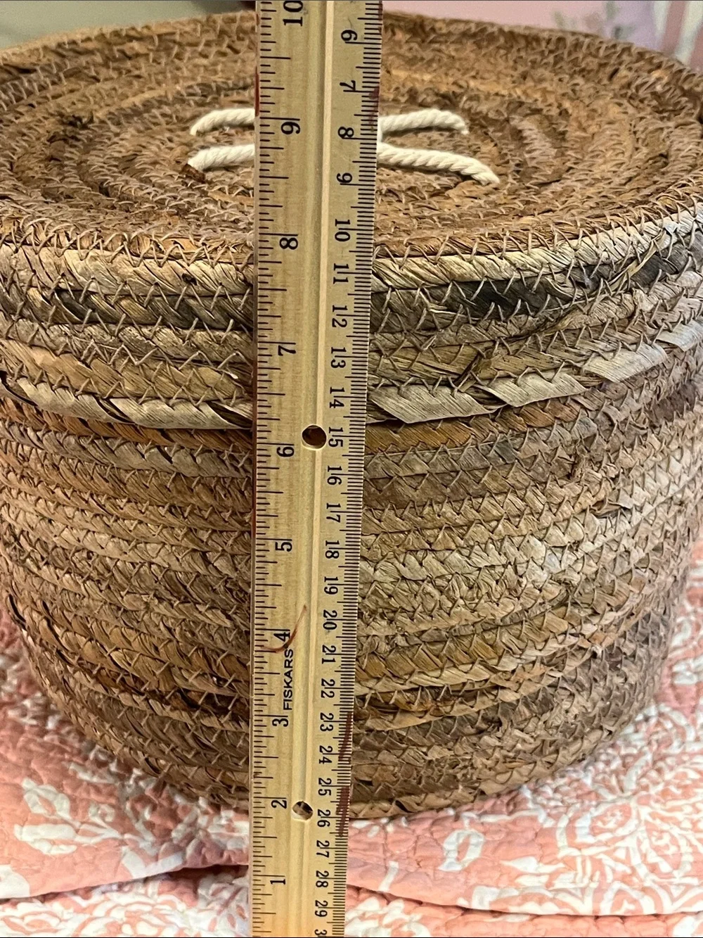 Handwoven Brown Seagrass Storage Basket with Lid - Brand Unspecified